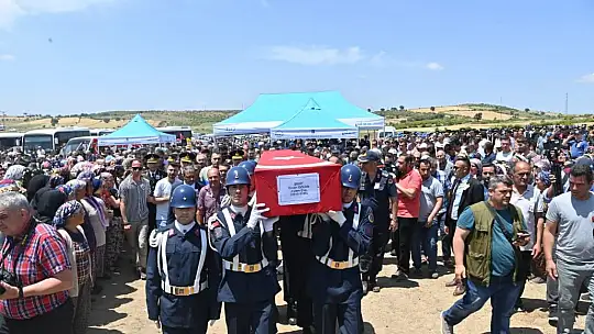 Şehit Ercan Özcan Gözyaşlarıyla Toprağa Verildi
