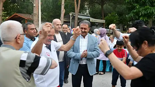 Yaşlılara Protokol ve Çocuklardan Moral