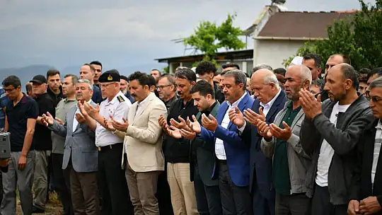 Dursunbey Kızılöz'de Gözyaşları Sel Oldu