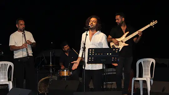 6. BURHANİYE KİTAP FUARI'NDA İKİNCİ GÜN TAMAMLANDI