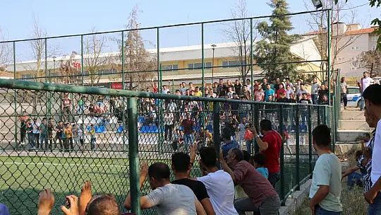 Futbolun Kalbi İvrindi'de Atıyor