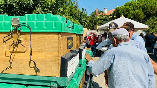 Balıkesir'in Eşsiz Değeri 'Organik Bal'a Kadın Eli Değdi…