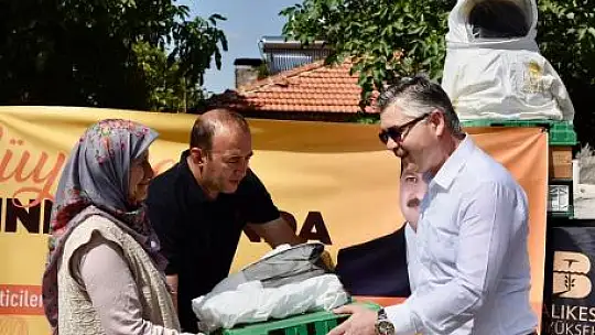 Balıkesir'in Eşsiz Değeri 'Organik Bal'a Kadın Eli Değdi…