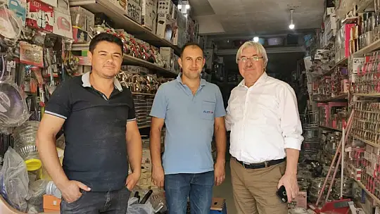 Başkan Cengiz Esnafı ve vatandaşları dinledi