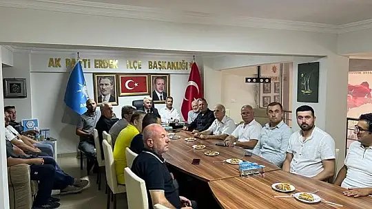 Milletvekili Canbey 'Yeter Bize Vefa Elbiseleri'