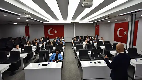 Karesi Belediyesi Personeline Afet Eğitimi