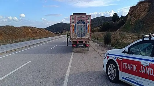 Yük ve Yolcu Taşıyan Araçlara Sıkı Denetim