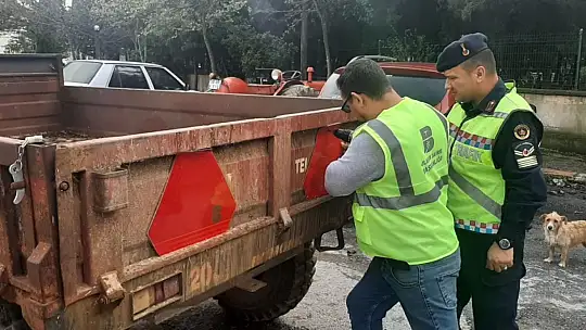 Balıkesir İl Jandarmadan Kızılay'a Toplu Kan Bağışı