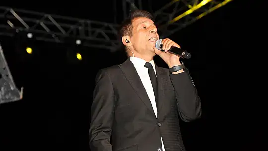 İvrindi'de Mustafa Yıldızdoğan Rüzgarı Esti