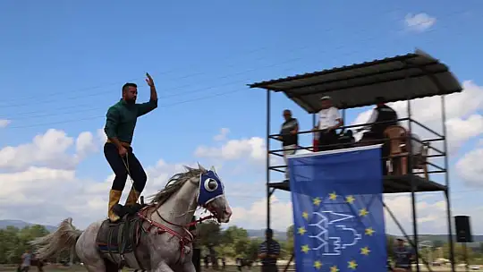 İvrindi Atlı Sporu Seviyor