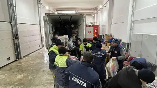 İvrindi Afetzedeler İçin Kenetlendi