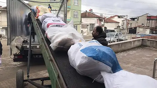 İvrindi Afetzedeler İçin Kenetlendi
