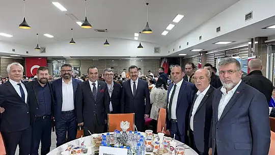 Balıkesir ittifakı İzmir'de iftarda buluştu