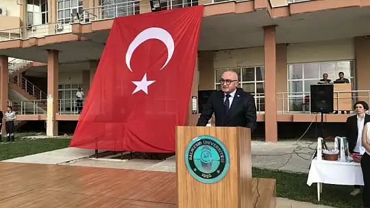 Burhaniye MYO'da 30. Yıl Mezuniyet Gururu