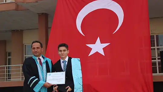 Burhaniye MYO'da 30. Yıl Mezuniyet Gururu
