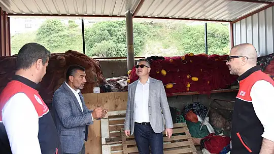 Deniz Dibi ve Sahil Temizliği Yapıldı