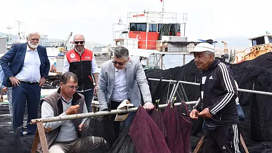 Deniz Dibi ve Sahil Temizliği Yapıldı