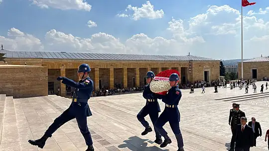 Gelenek Devam Ediyor Balıkesirliler Anıtkabir'deydi...