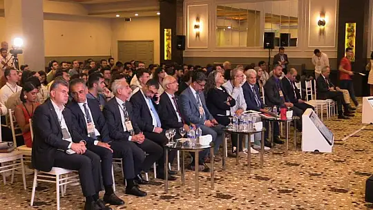 Re-You Projesi Kapsamında  'Gelecek İçin Doğru Beceriler Konferansı'