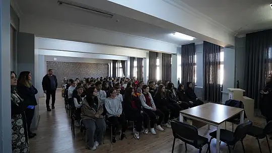 Karesi'de Öğrenciler 'Akciğer Kanseri'nin Farkında