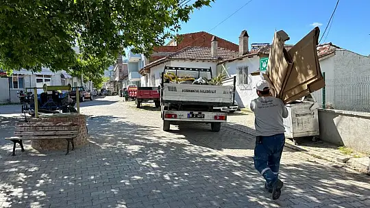 Burhaniye Belediyesi, Börezli Mahellesi'nde Hizmetlerini Sürdürüyor
