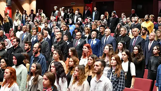 Baktılar, Gördüler, Çektiler Ödüllerini Aldılar