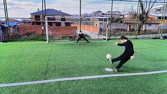 Kepsut'ta Öğrenciler Sporla Koruma Altına Alınıyor