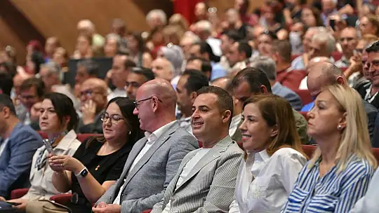 Balıkesir Kent Konseyi Sevinç Baykan Özden'e Emanet