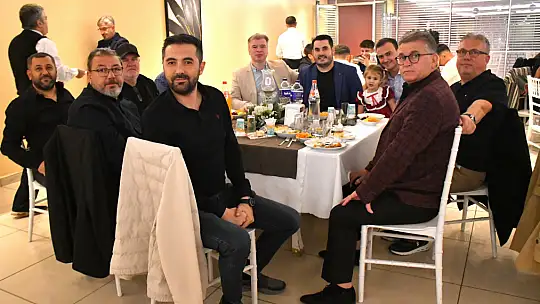 Balıkesirspor, Balkonuk Center'da Yemekte Bir Araya Geldi