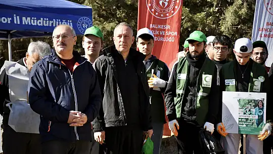 Ormanlar Temizlenerek Geleceğimize Sahip Çıkılıyor!