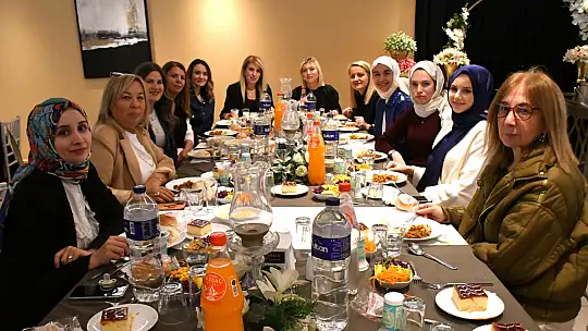 Balıkesirspor, Balkonuk Center'da Yemekte Bir Araya Geldi