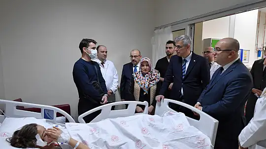 Sağlık Bakanı Kemal Memişoğlu Yaralı Öğrencileri Ziyaret etti.