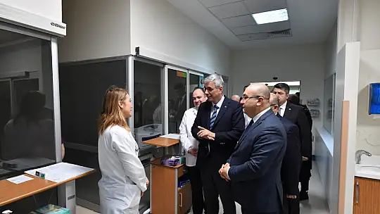 Sağlık Bakanı Kemal Memişoğlu Yaralı Öğrencileri Ziyaret etti.