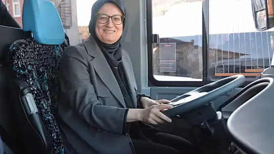 Bigadiç Belediyesi araç filosunu yeni araçlarla güçlendirdi.