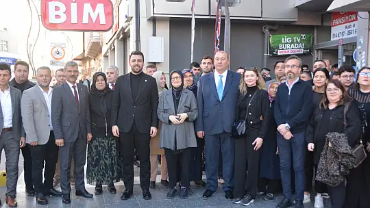 Bigadiç Belediyesi araç filosunu yeni araçlarla güçlendirdi.