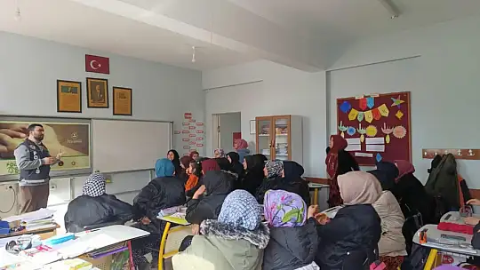 Emniyet'ten' En İyi Narkotik Polisi Anne' Etkinliği