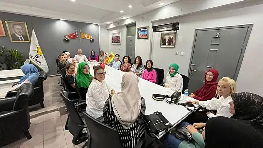 Hakan Aka'ya Karesi'de Partili Partisiz Herkesten Tebrik Yağıyor