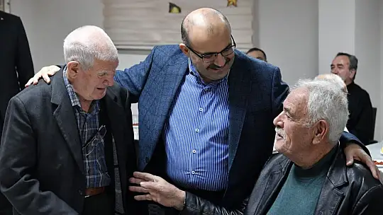 Vali Ustaoğlu Huzurevi Sakinleriyle İftarda Bir Araya Geldi