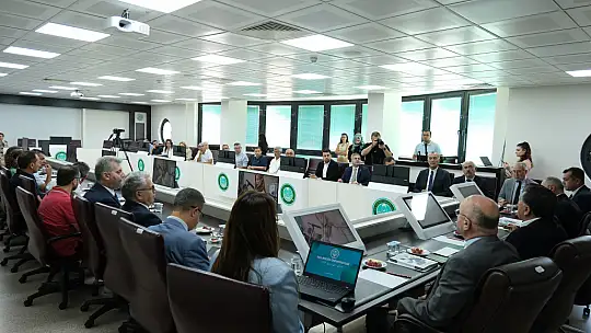Üniversite ve Şehir Arasında Köprü: Balıkesir Üniversitesi Danışma Kurulu İlk Toplantısını Yaptı