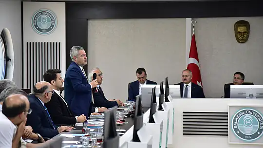 Üniversite ve Şehir Arasında Köprü: Balıkesir Üniversitesi Danışma Kurulu İlk Toplantısını Yaptı