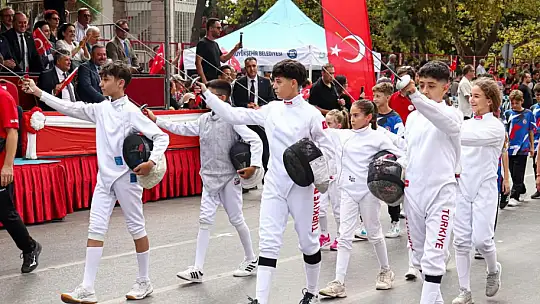Balıkesir'de Kurtuluş Coşkusu Spor Etkinlikleriyle Buluştu
