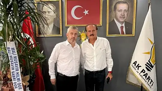 Hakan Aka'ya Karesi'de Partili Partisiz Herkesten Tebrik Yağıyor