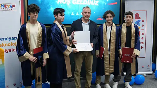 Deneyap Teknoloji Atölyeleri Balıkesir'de İlk Mezunlarını Verdi