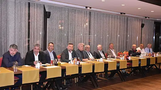 Ak Parti Balıkesir'de İlçe Başkanları Toplantısı Yapıldı