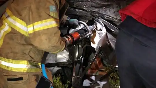 Burhaniye'de Kaza 1 Kişi Öldü 2'de Yaralı Var