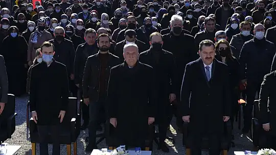 Dursunbey'de Doğalgaz Ateşi Yandı