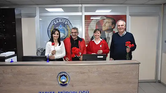 Edremit Belediyesi Kadınlar Gününü Kutladı