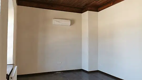 İvrindi'de 108 yıllık İlkokul Binası Restore Ediliyor