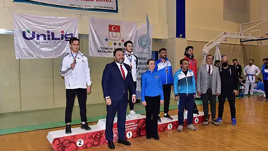 Balıkesir Üniversitesi, Karate Ünilig Türkiye Şampiyonası'na Ev Sahipliği Yapıyor