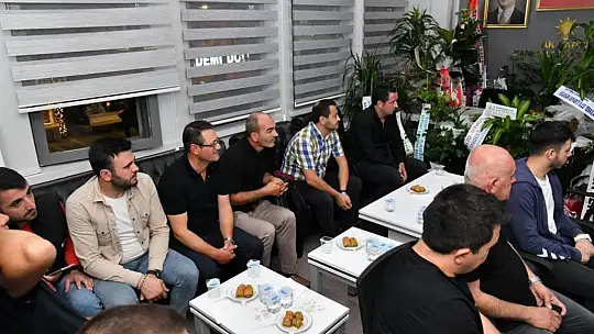 Kocaavşarlılar'dan Hakan Aka'ya Hayırlı Olsun Ziyareti